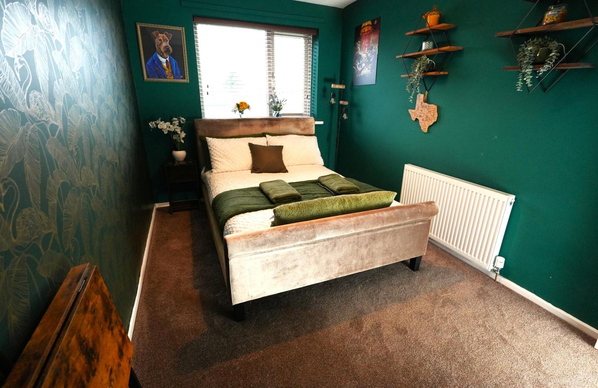 Detached Homestay - Super, King & Double Rooms - Leyland, Preston, Chorley, Lancashire Екстер'єр фото