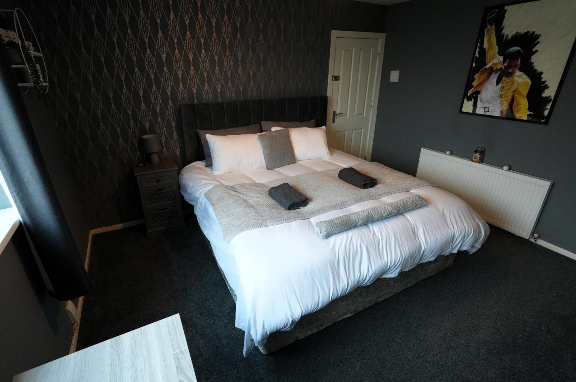 Detached Homestay - Super, King & Double Rooms - Leyland, Preston, Chorley, Lancashire Екстер'єр фото